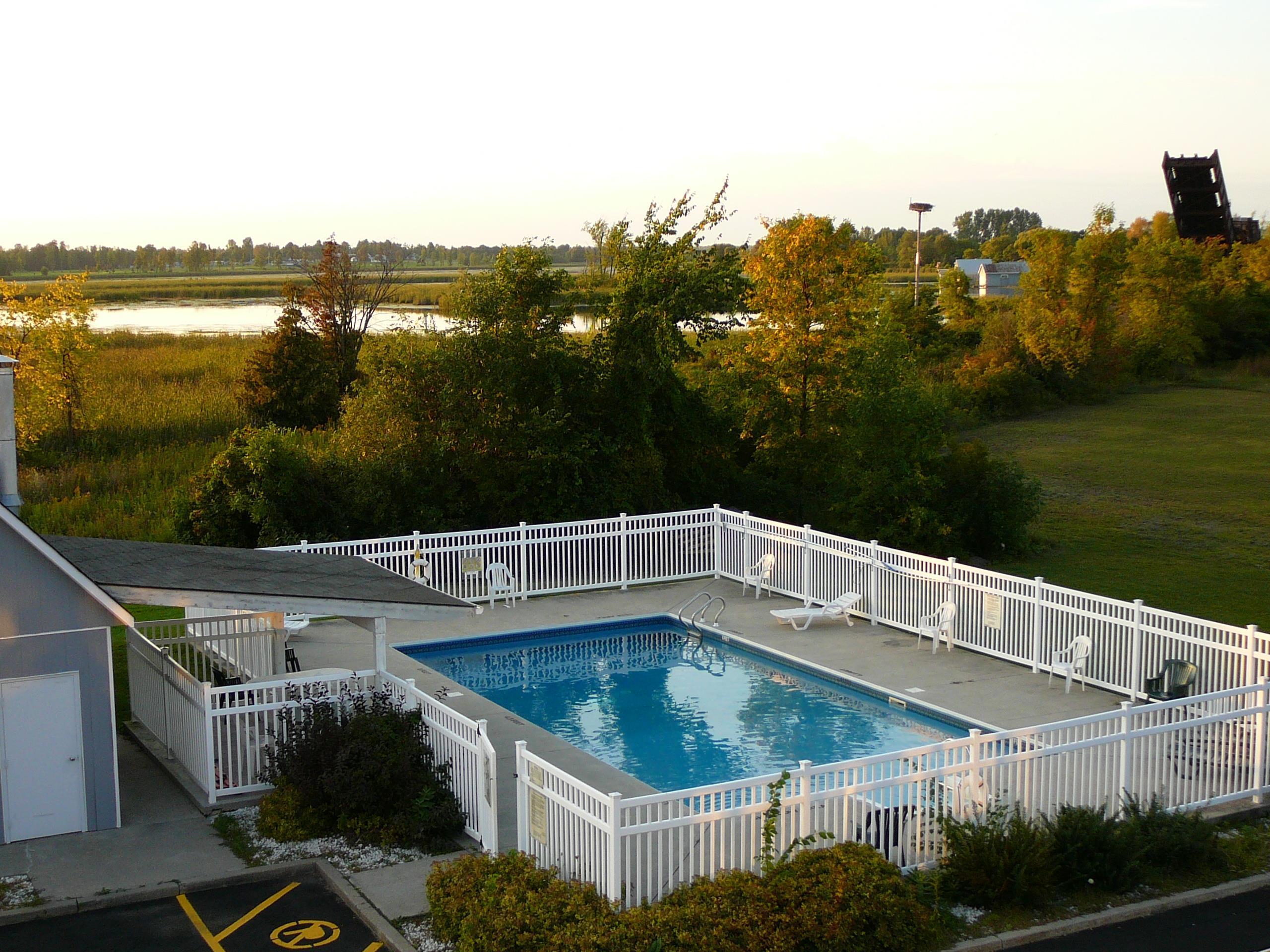 Best Western Smiths Falls Hotel Экстерьер фото